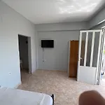 Dhoma Plazhi Husi