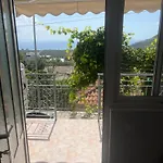 Dhoma Plazhi Husi Séjour chez l'habitant *