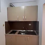 Dhoma Plazhi Husi Borsh