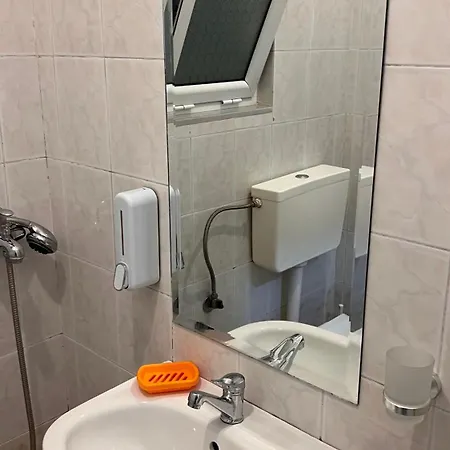 Dhoma Plazhi Husi