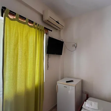Dhoma Plazhi Husi Privat bolig