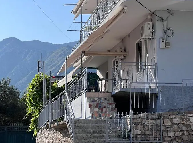 Pansiyon Dhoma Plazhi Husi