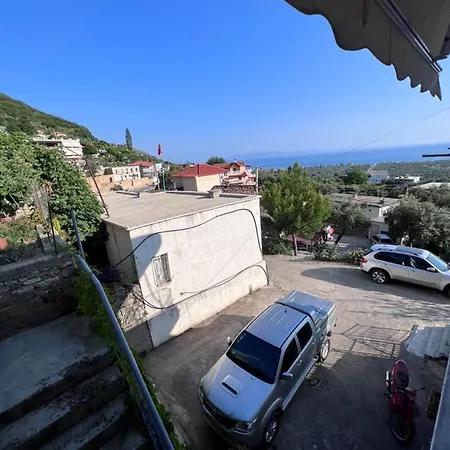 Dhoma Plazhi Husi Privatunterkunft *