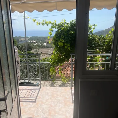 Dhoma Plazhi Husi Privatunterkunft *