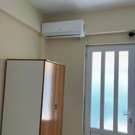 Dhoma Plazhi Husi Privatunterkunft Borsh