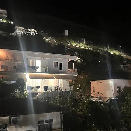 Privatunterkunft Dhoma Plazhi Husi *