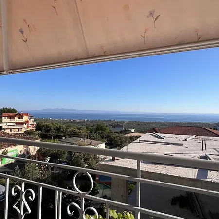 Dhoma Plazhi Husi Privatunterkunft