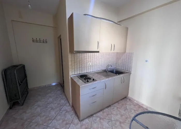 Dhoma Plazhi Husi 博尔什