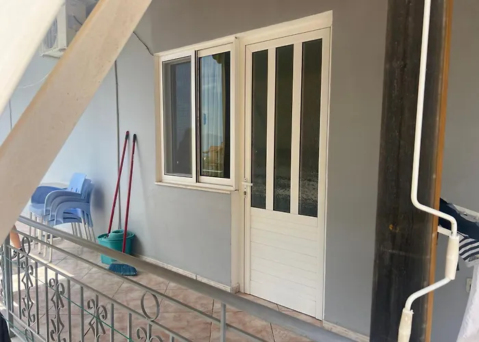 Dhoma Plazhi Husi * 博尔什